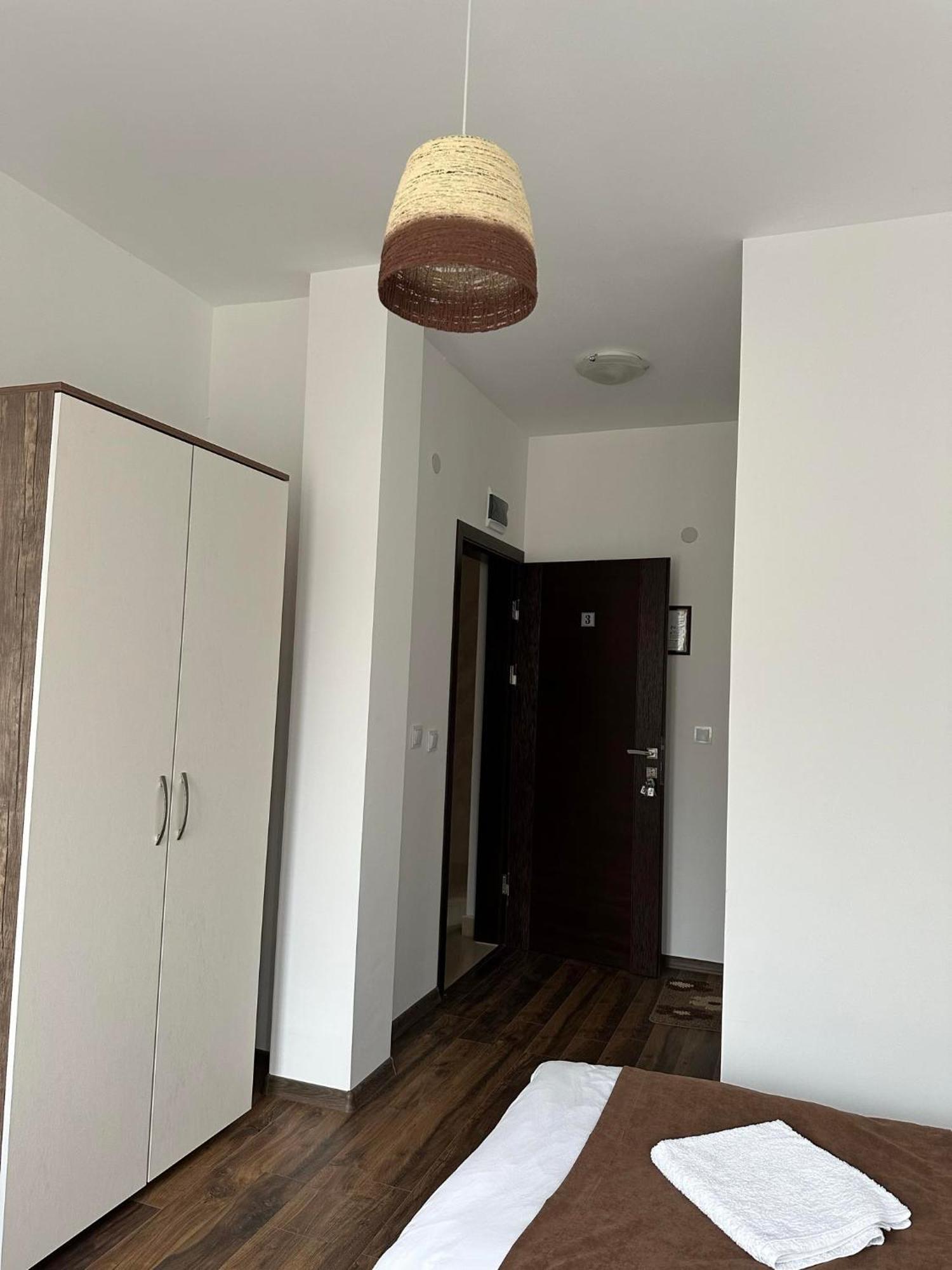Бялата Къща Hotel Chakalarovo Exterior photo